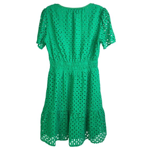 Pretty Garden Dress Womens Size M Green V-neck Short Sleeve Eyelet Daytime Party - Picture 3 of 8